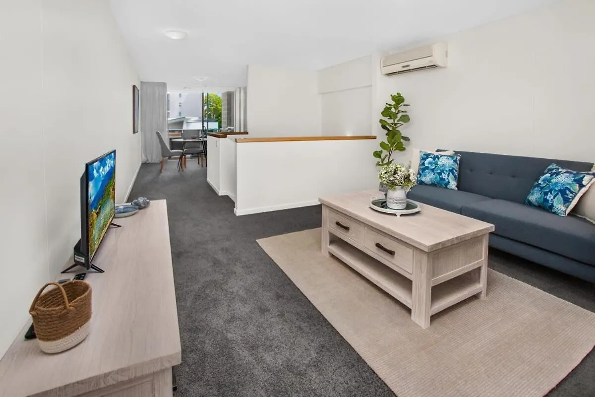 Apartment 2-Bed Near Brisbane Cbd With Pool Sauna & Bbq