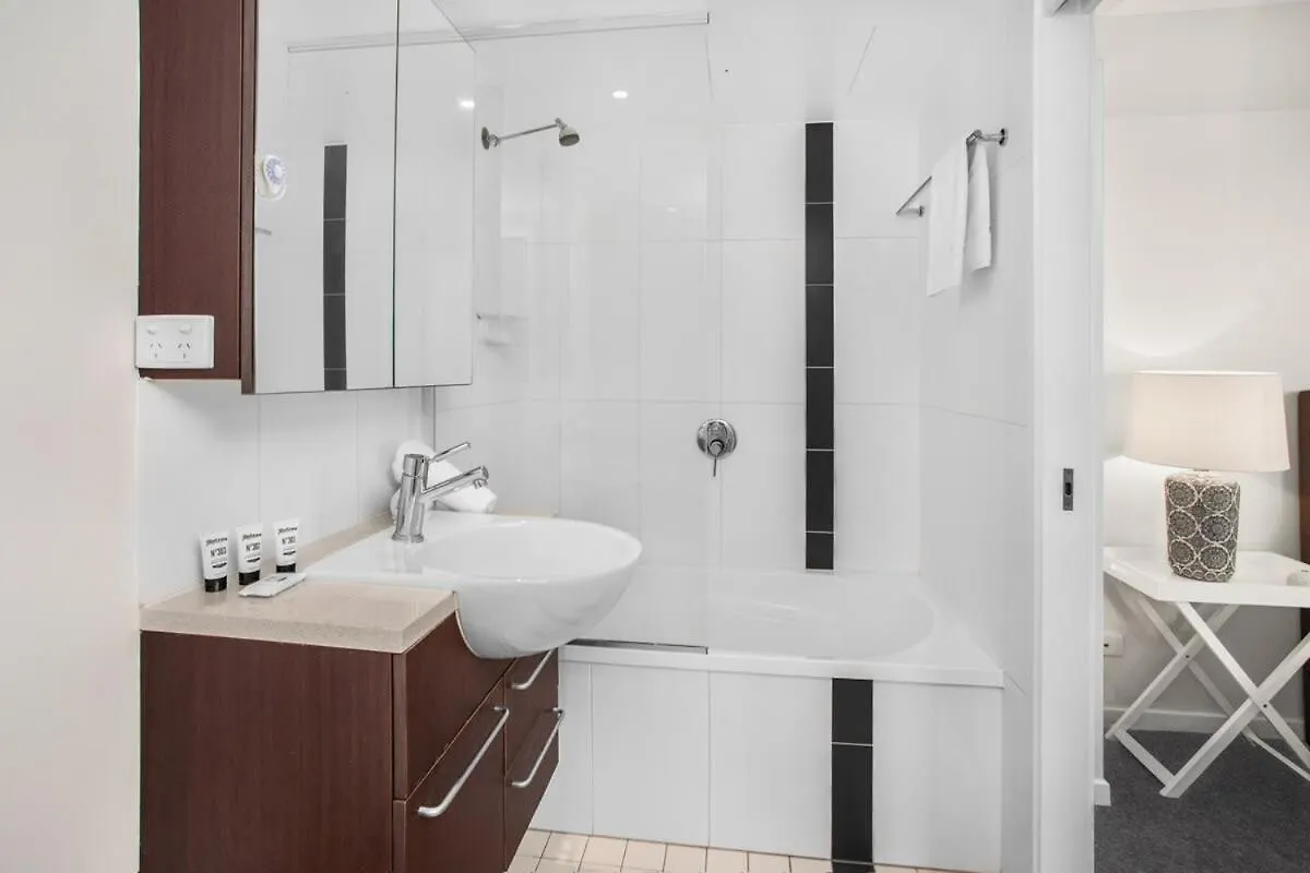 Apartment 2-Bed Near Brisbane Cbd With Pool Sauna & Bbq Australia