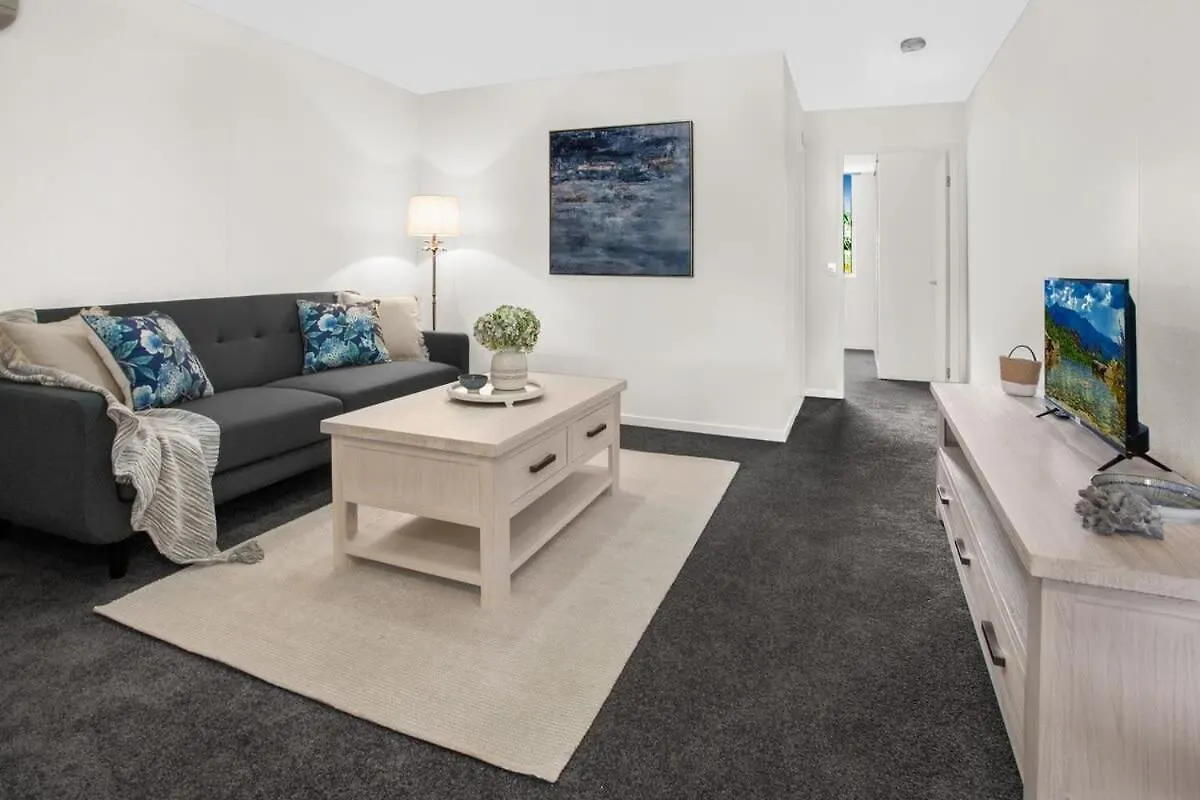 2-Bed Near Brisbane Cbd With Pool Sauna & Bbq Australia