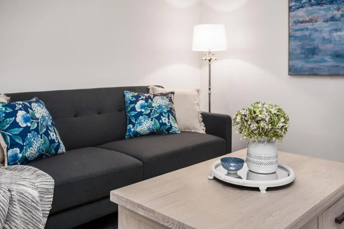 2-Bed Near Brisbane Cbd With Pool Sauna & Bbq